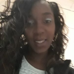 Meet your Posher, Fayedrica